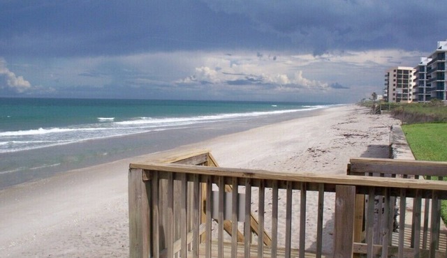 Oceanfront 1 Bedroom Condo in Satellite Beach