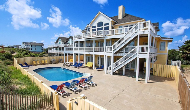 OCEANFRONT, Private Pool, ELEV, Ocean Views, Priv. Beach Access, WL877, Summerwind