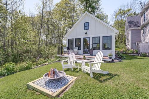 Oceanfront Studio w/Private Dock in Harpswell! in Dyer Cove