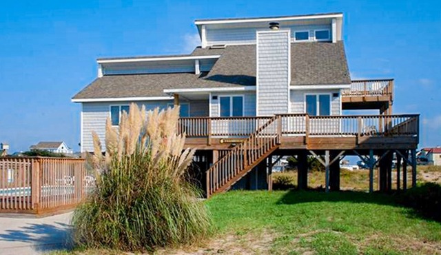 Oceanside home In Corolla with pool, hot tub, & balcony - dog-friendly