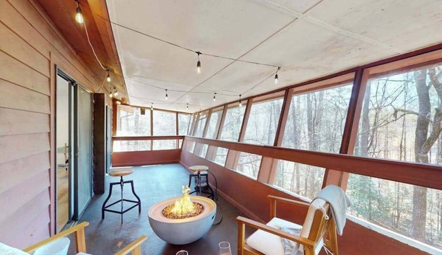 Once Upon a Cabin, Mountain Views in Murphy