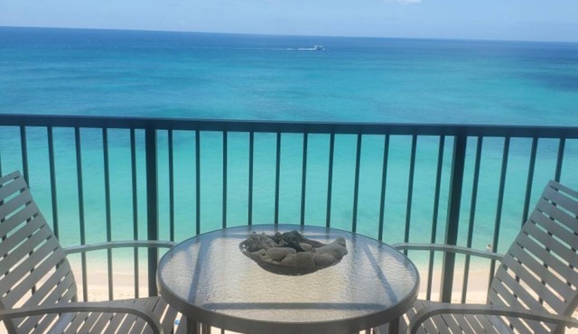 One bedroom oceanfront property 1990/NUC-2241