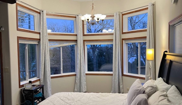 Open first floor. kitchen, living room, dining room, family room, all open!