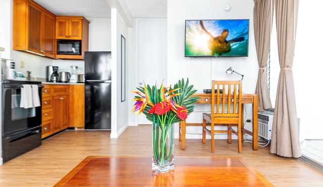 Pacific Monarch - 1 BR - Ocean & City Views