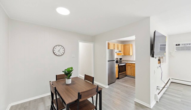 Pine Brook 509 I Corporate 1.5Br Apt I Parking in Newark