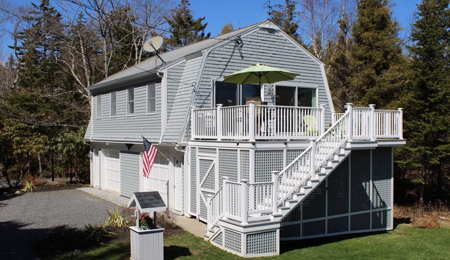 Pointed Fir Cottage: Scenic 2B Oceanfront Stay