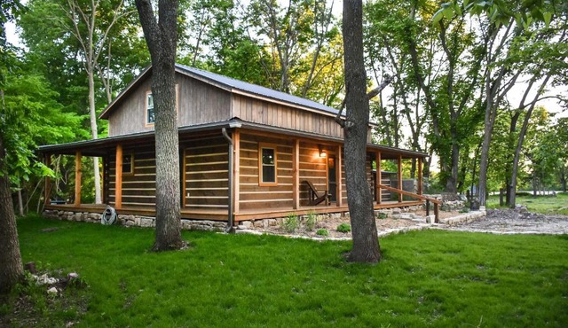 Private Chase County Cabin on Middle Creek! in Elmdale