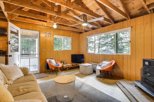 Private Dock on Messalonskee Lake: Cozy Cottage! in Belgrade