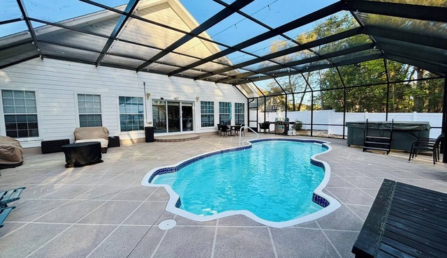 Private Luxury Retreat with Pool, Hot Tub, Beach