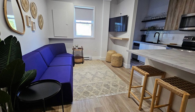 Private, Modern Boho Detached Suite in Williamswood