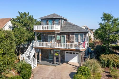 Pura Vida in Kill Devil Hills