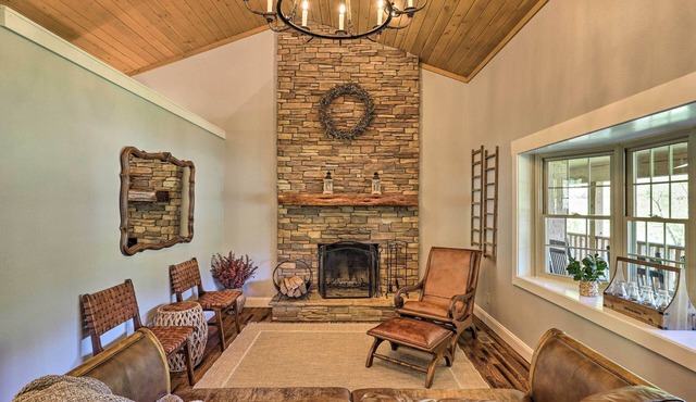 Relax Fireside: Burnsville Gem w/Game Room & Deck in Burnsville