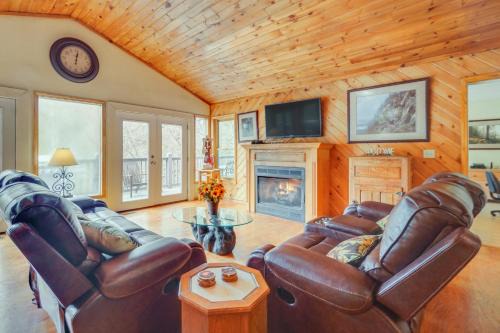 Resort Cabin with Private Hot Tub! in Sevierville