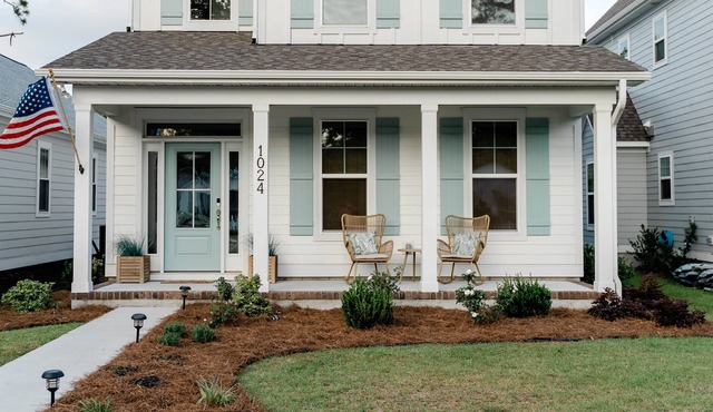 Saltwater Haven: a clean & charming cottage located near downtown Southport