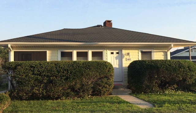 Sea Bird - Amazing Retro Beach Cottage - 3 BR