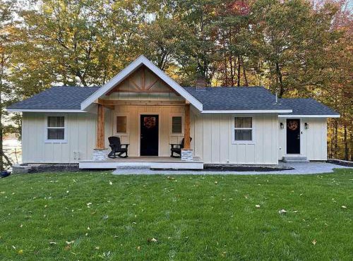 Sebago Basin Getaway - An Unforgettable Experience in Windham