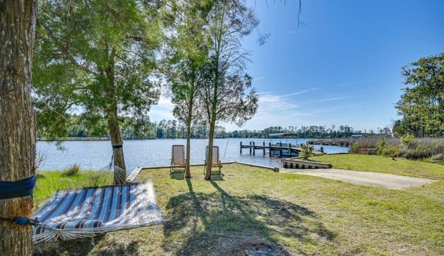 Secluded waterfront cabin w/private dock & ramp!