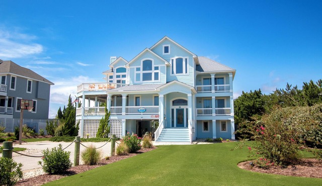 Semi-Oceanfront, Close to Beach, Private Pool, Rec Room, PI13, Ocean's 13 in Corolla