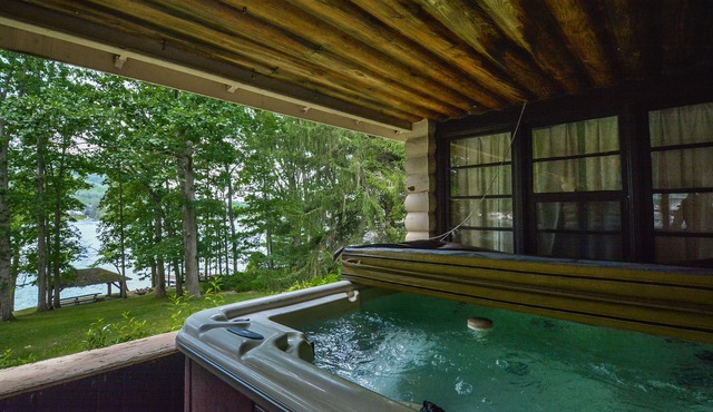 Simpson's Sanctuary | Pet Friendly, Lakefront! in McHenry