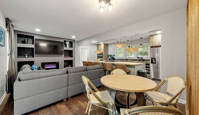 Spacious and Charming 5-bedroom House with Modern Amenities in Atlanta