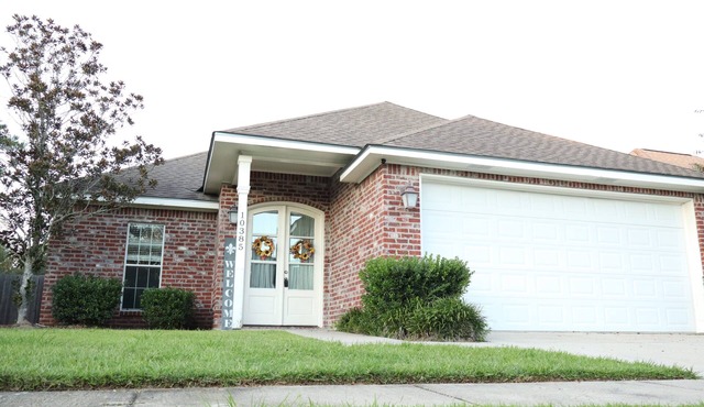 Spacious Denham Springs Getaway – Near Shopping, Dining & LSU! in Denham Springs