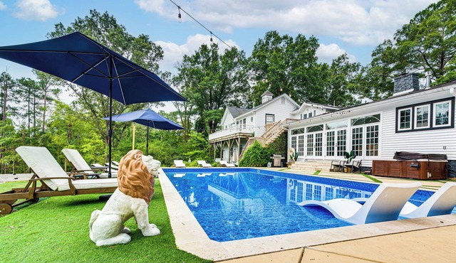 Spacious Durham Home w/Fire Pit & Hot Tub!