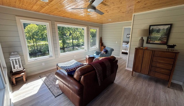 Spacious, Light Filled Apt. - Nestled along the Tuckasegee River, 2 Mi. from WCU