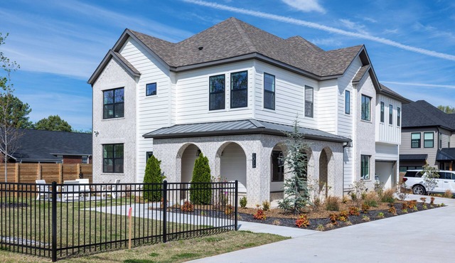 Spacious New-Construction Home in Charming Bentonville! Prime location!