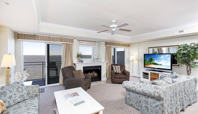 Sunset Beach 301 by Seaside Vacations & Sales