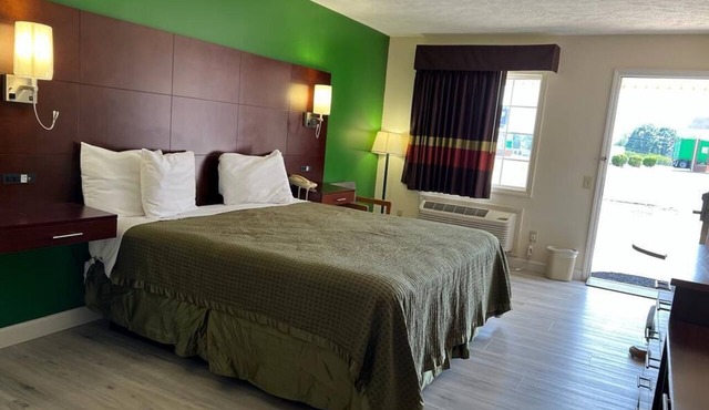 Surry Inn - Dobson - I-77 - Exit 93 in Dobson