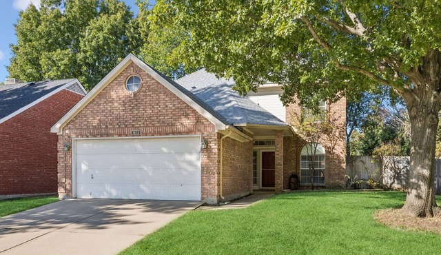 TCH -Comfy 3bd/2.5ba home in Grapevine w/Workspace in Grapevine