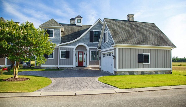 The Capehart: Stay & Play on Albemarle Sound
