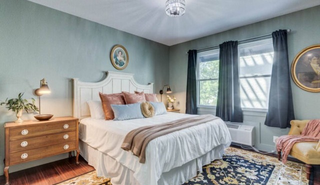 The Mozart's Hideaway Room