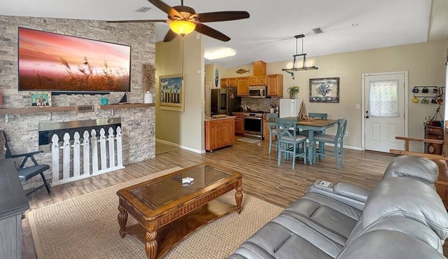 Three bedroom in United States of America, Pensacola in Pensacola