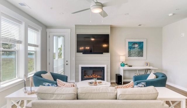 Topaz Tide Condo at Hamilton Cay Reserve