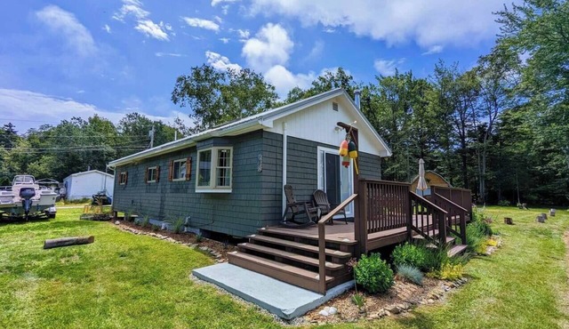 Tranquil 2BR Summer Home Steps to Private Beach