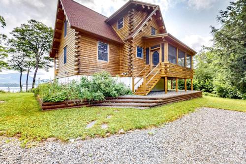 Tranquil Haven | Secluded waterfront house with sauna, dock, kayaks, canoe, gym