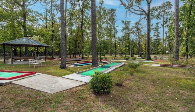 Tranquil Waterside Haven: Your Cabin at Bundick Lake Retreat in DeRidder