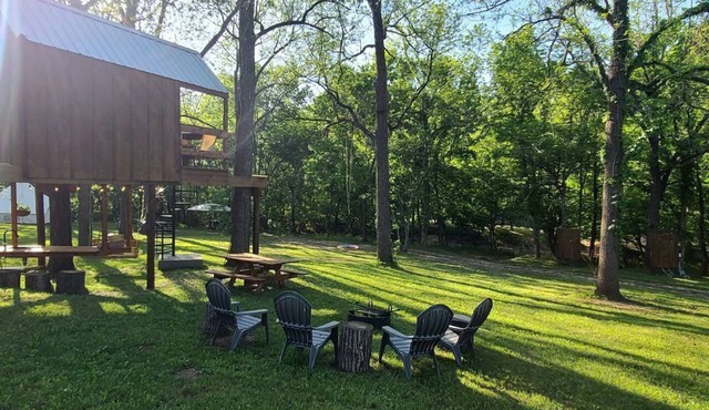 Tree House Glamping Destination near the Ozarks, with River Access for Swimming and Fishing