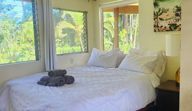 Tropical 4BR/3BA Retreat near Hilo w/Private Entrances & High-Speed Wi-Fi