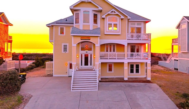 🌊 Ultra-Luxury OCEANFRONT | Private Heated Pool🏖️Hot Tub & Unmatched Views!
