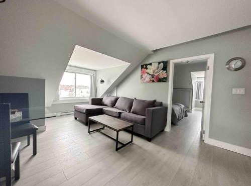 Unique modern luxury 2 bedroom apartment rental in Chapleau