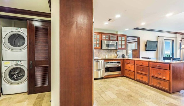 Waipouli Beach Resort B302 Ocean View 2 BD 3 BA