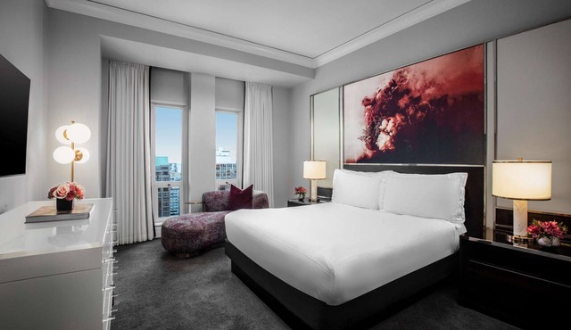 Waldorf Astoria Chicago