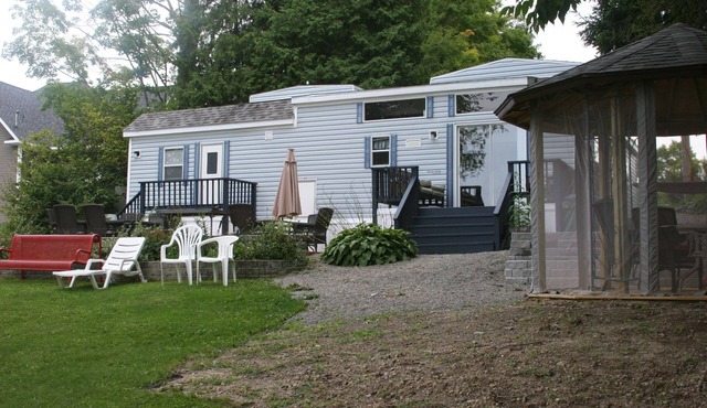 Waterfront Playground- 1750 💰 wkly peak Season Rate PLUS PLUS. in Broadalbin