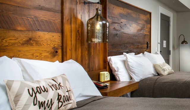 Western Front Hotel in St. Paul