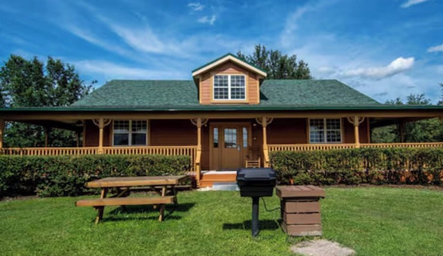 Westgate River Ranch 2BR Cabin + Waterpark in River Ranch