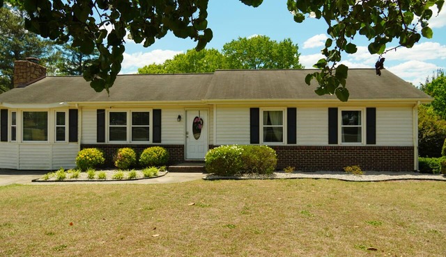Wick way, sleeps 9 in Knightdale