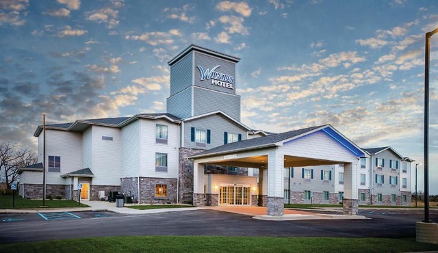 Winds Hotel at Crosswinds Casino