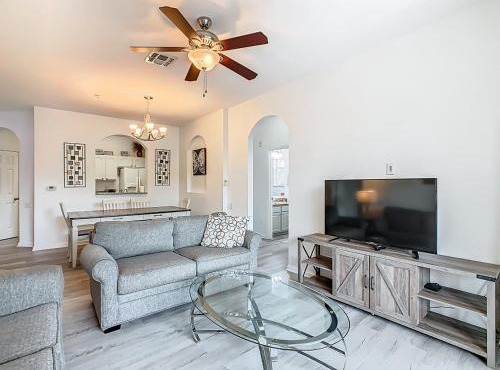 Windsor Hills Modern 3BR Condo with Resort Amenities